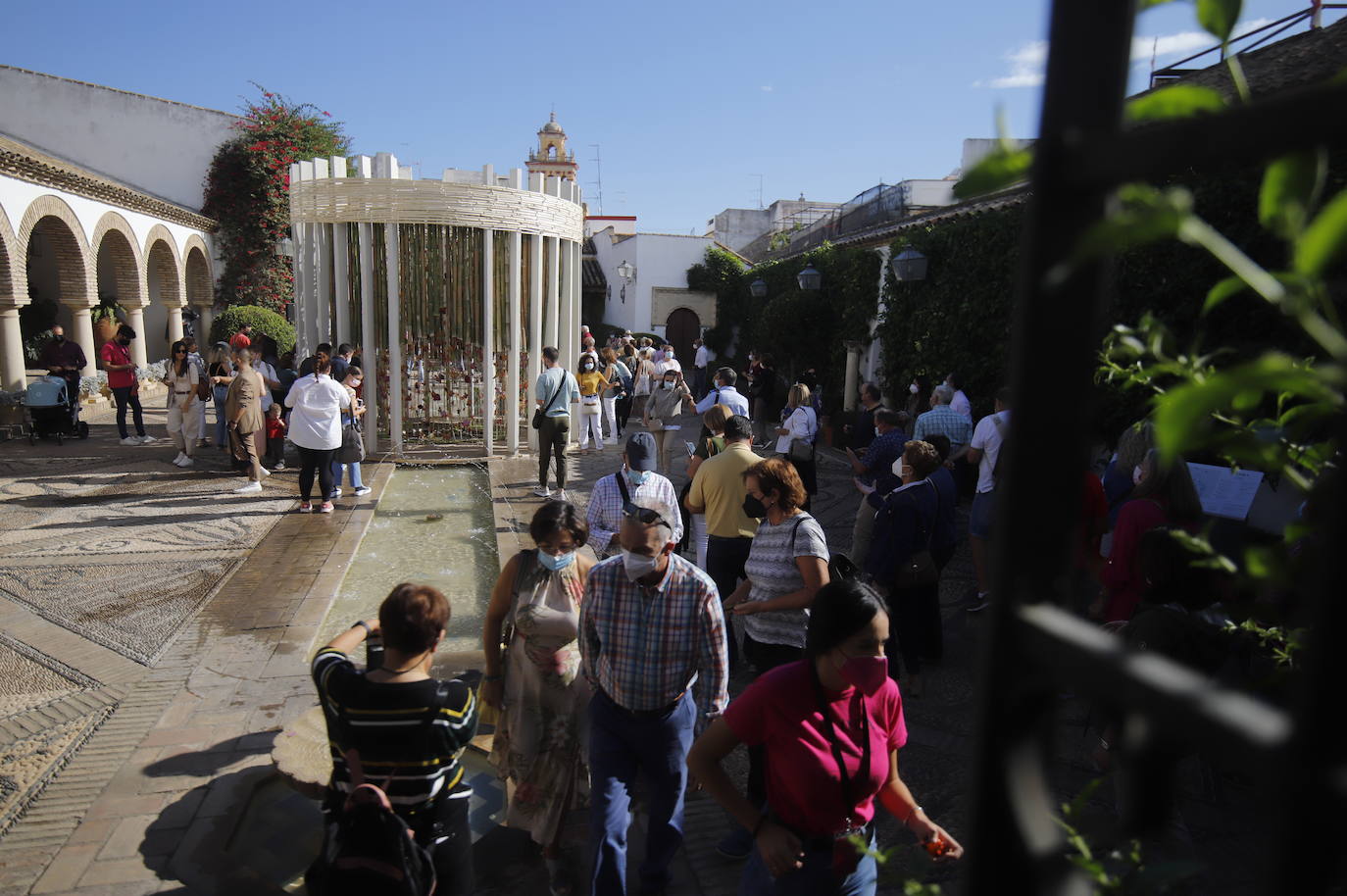 Festival Flora Córdoba 2021 | Gran ambiente de público en los patios, en imágenes (I)