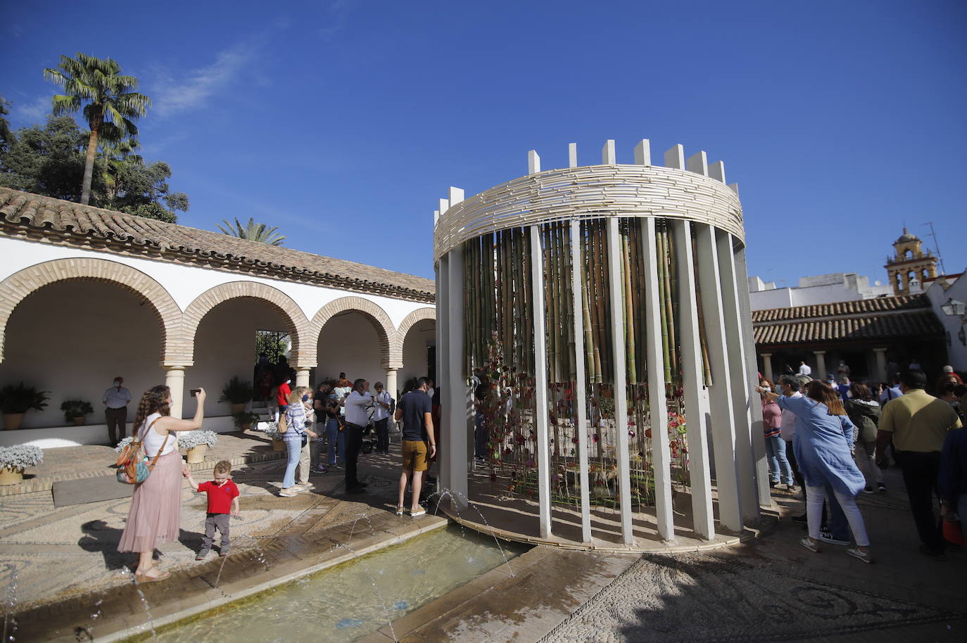 Festival Flora Córdoba 2021 | Gran ambiente de público en los patios, en imágenes (I)