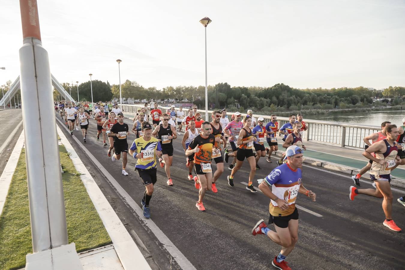 ¿Has corrido la Media Maratón de Sevilla? Búscate aquí (VI)