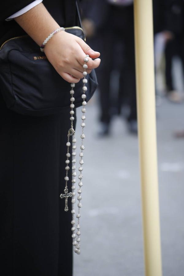 El rosario de María Santísma de la Paz y Esperanza de Córdoba, en imágenes