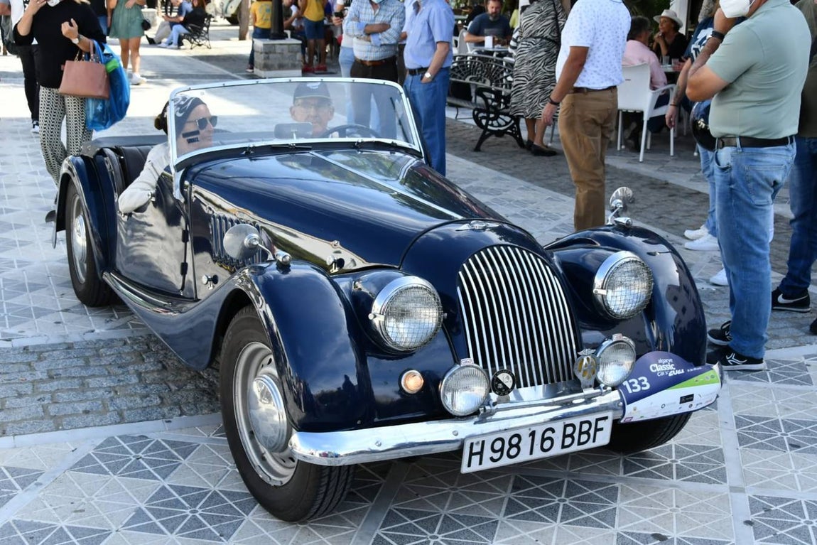 V Edición de la Exhibición de coches clásicos en Alcalá de los Gazules