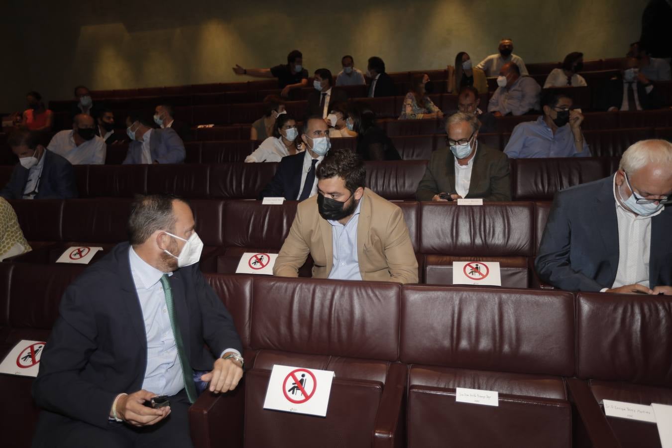 Gran ambiente y caras conocidas en los Premios Gurmé Cádiz