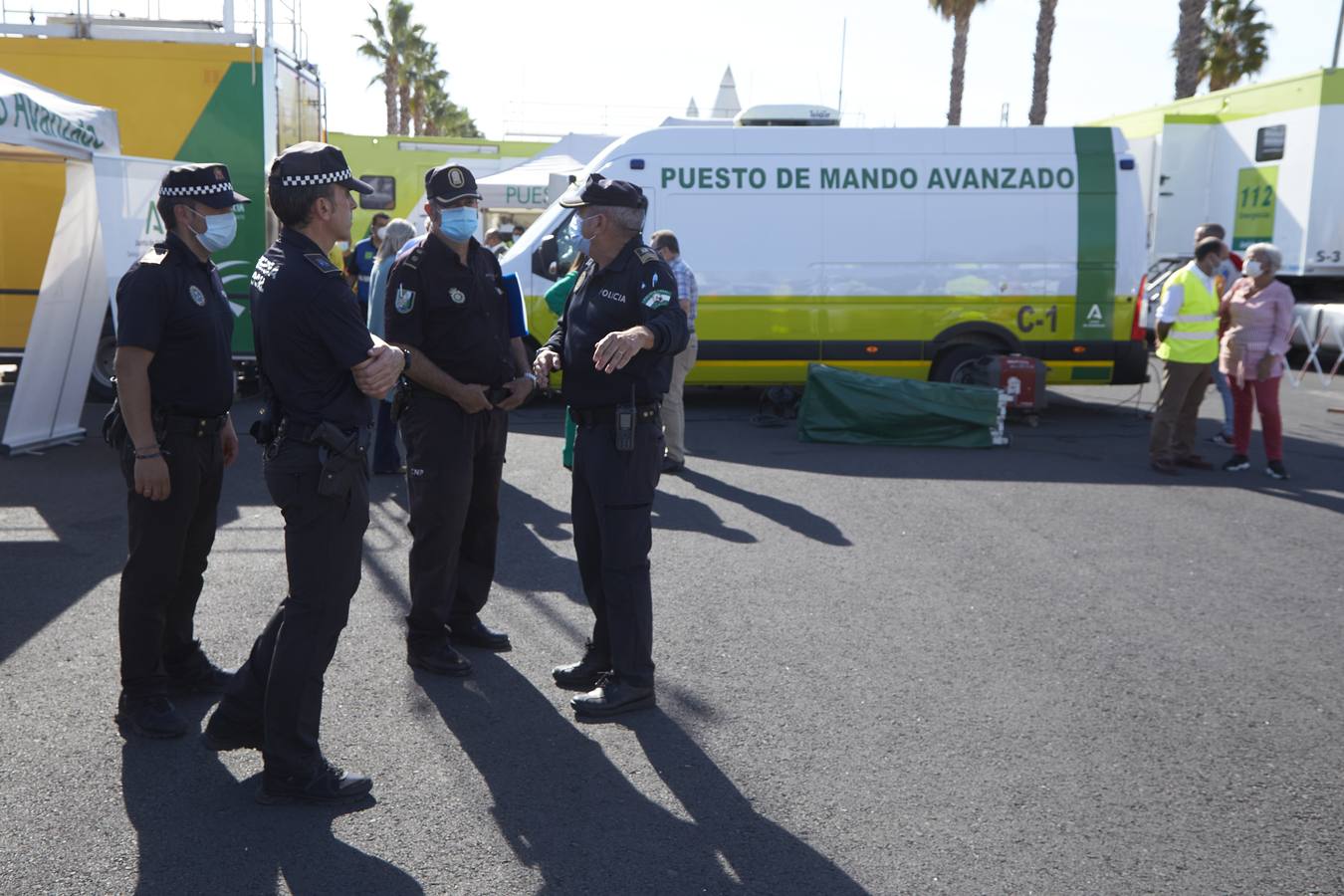 En imágenes, casi 2.000 personas participan en Huelva en un simulacro de respuesta en caso de tsunami