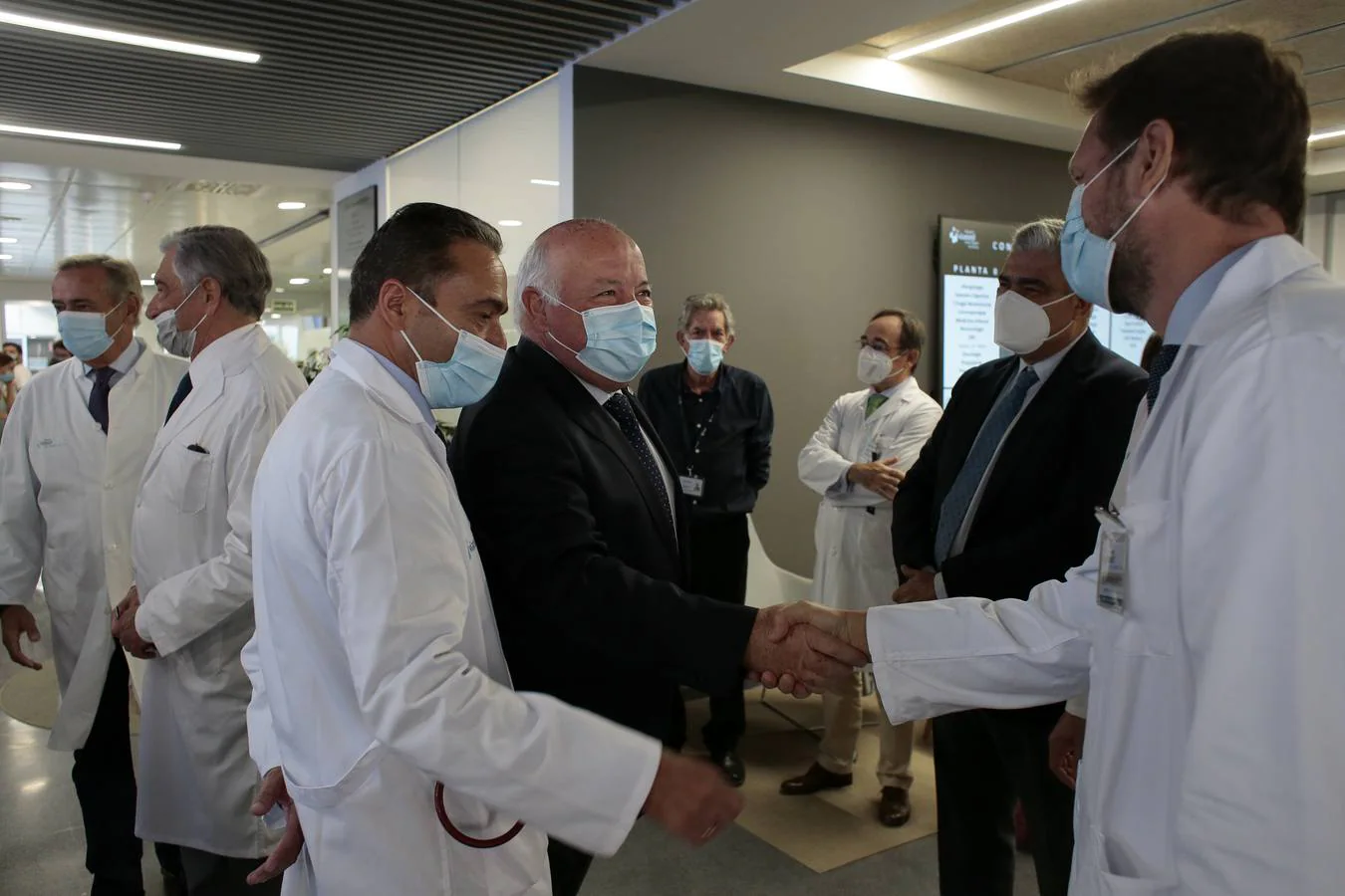 En imágenes, presentación de la nueva configuración del Hospital Viamed Santa Ángela de la Cruz