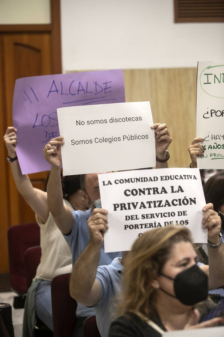 El Pleno de octubre del Ayuntamiento de Córdoba, en imágenes