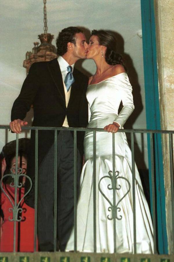 La boda de Finito y Arantxa en Córdoba hace 20 años, en imágenes