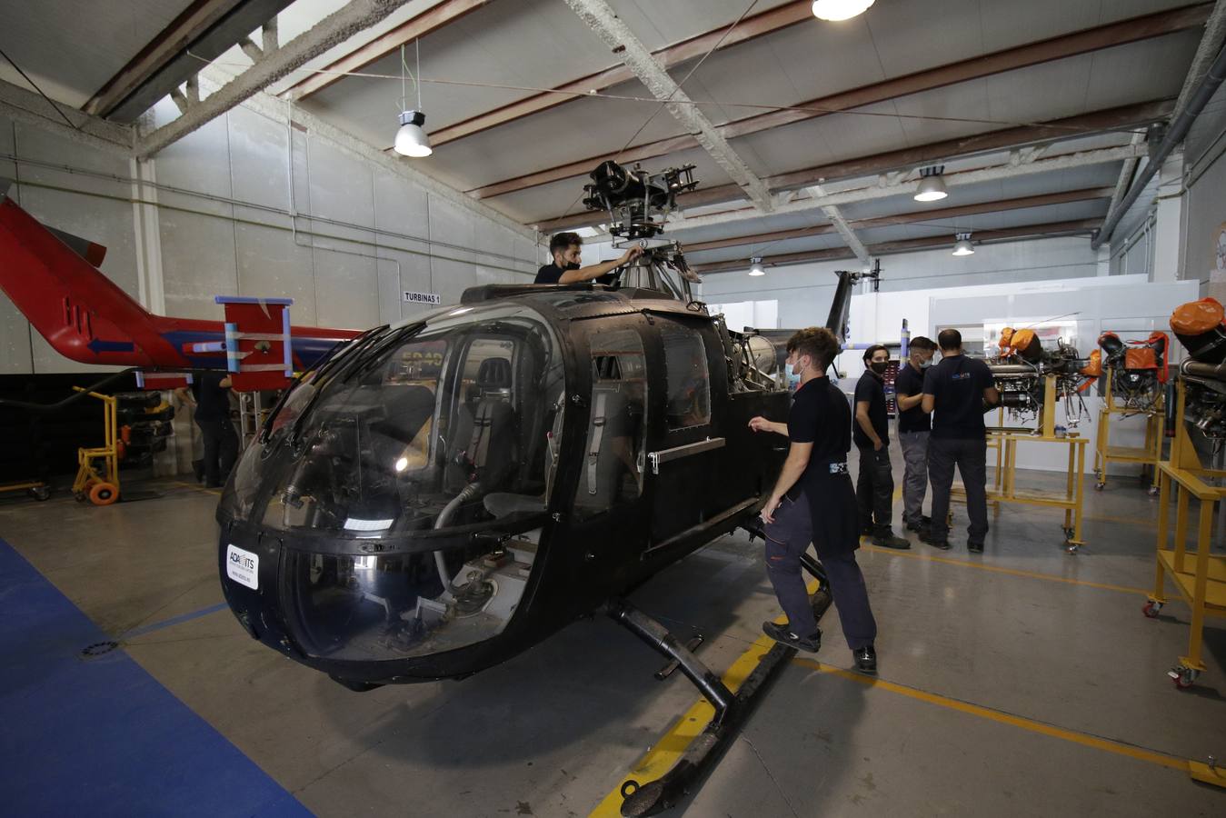 Narcoavionetas para hacer prácticas en un instituto de Sevilla