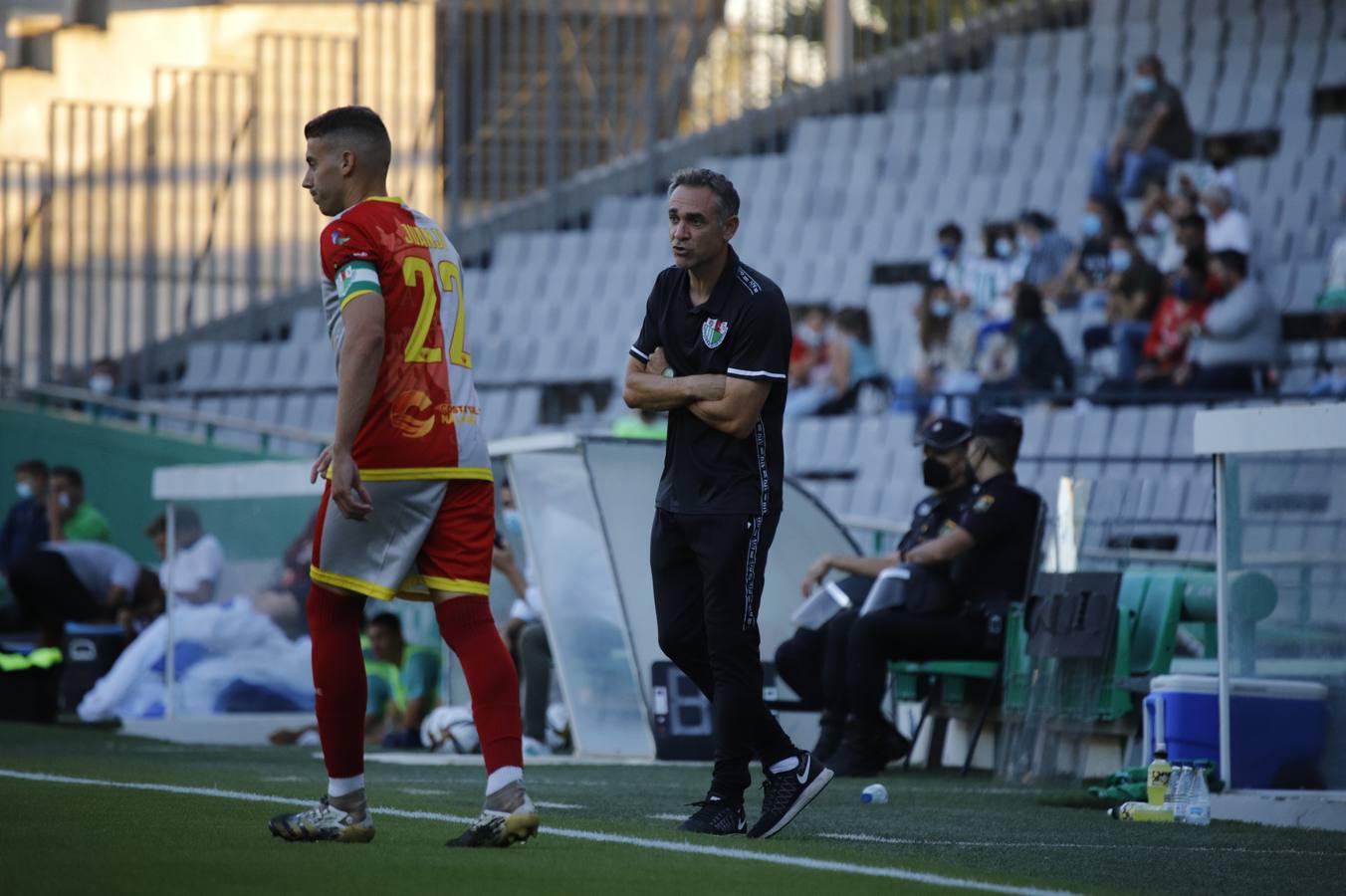 La grada del Córdoba CF-Antequera, en imágenes