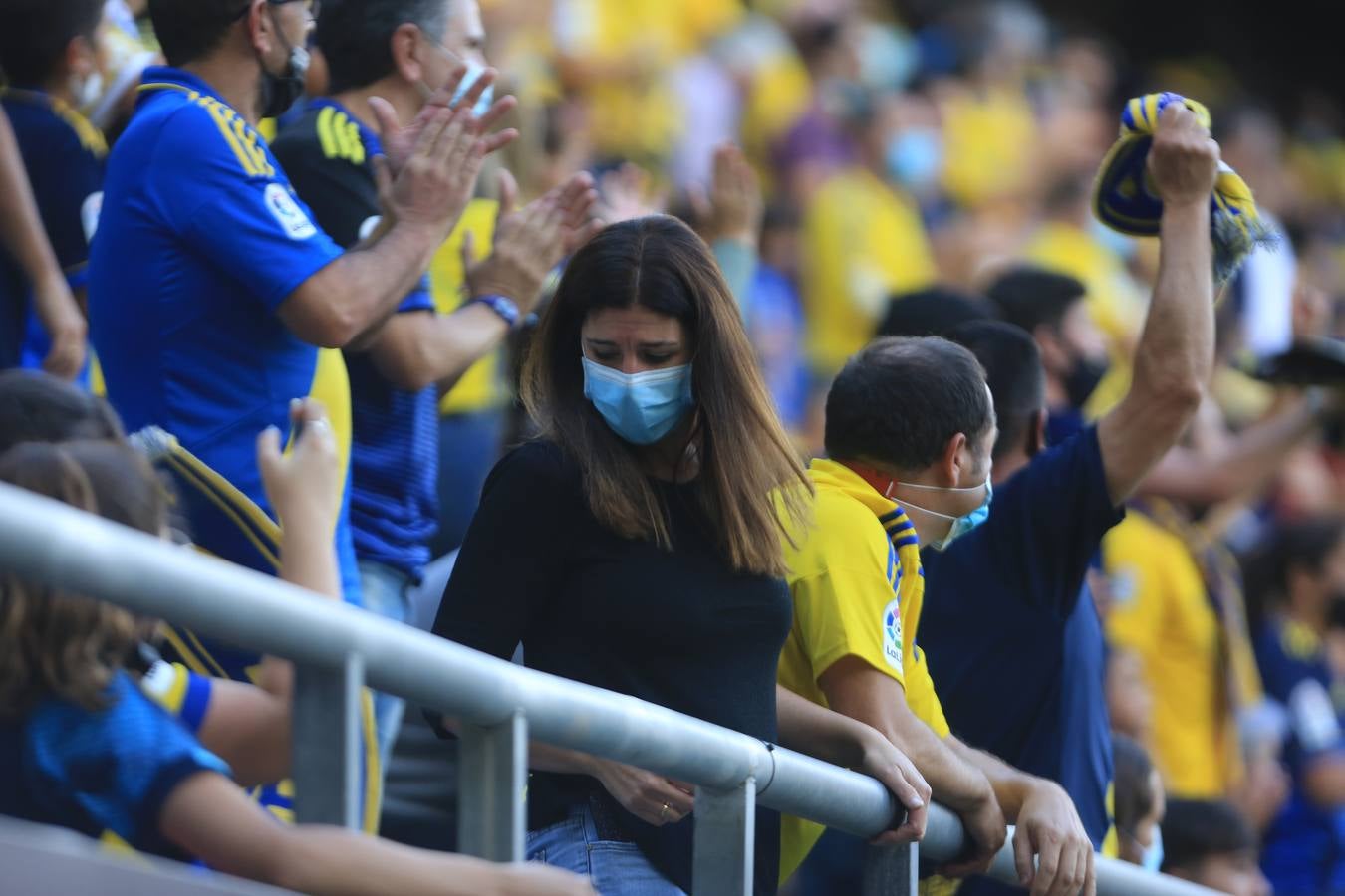 Búscate en el partido Cádiz-Alavés