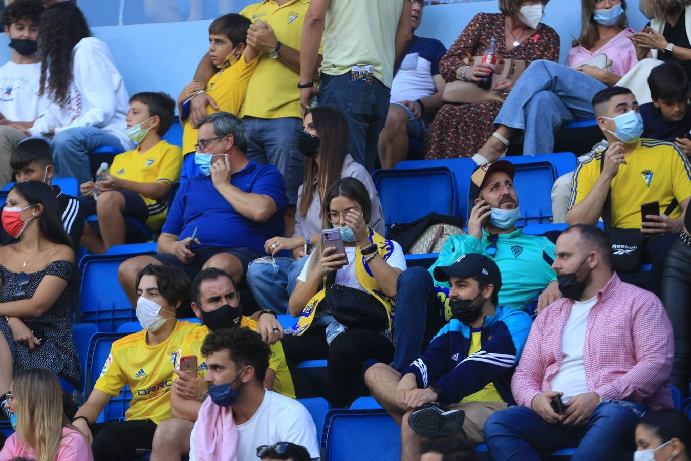 Búscate en el partido Cádiz-Alavés