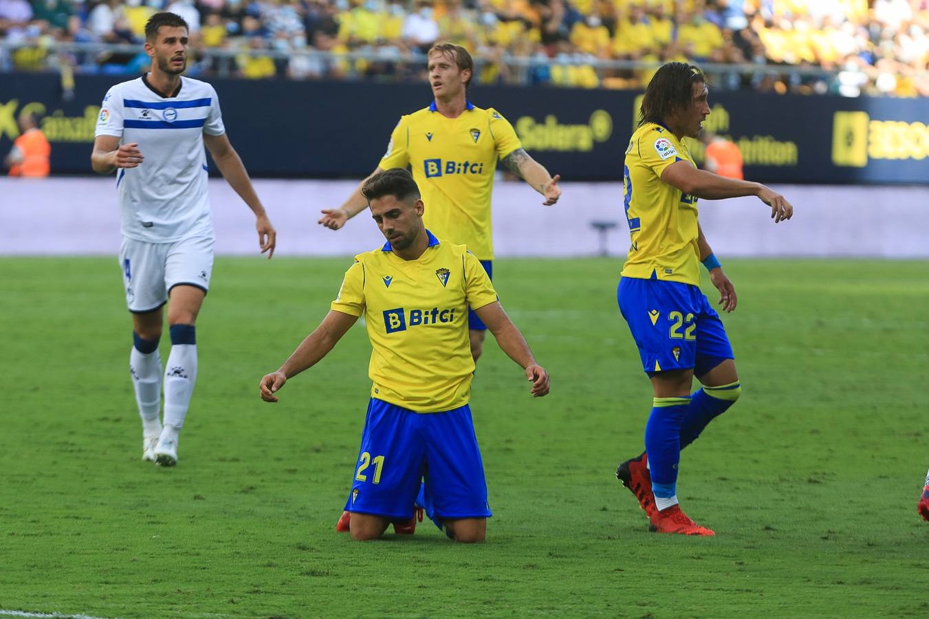 Fotos: Partido Cádiz-Alavés (0-2)