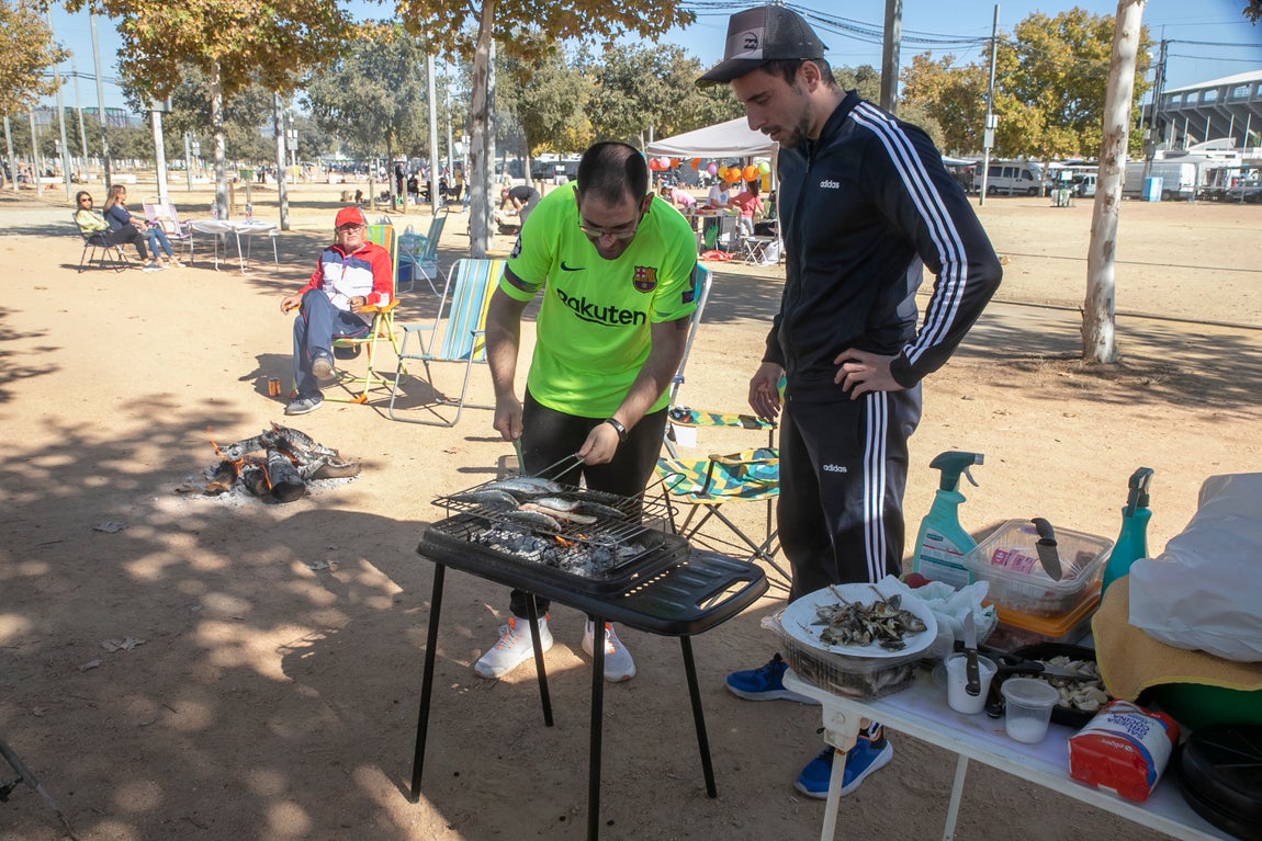Los peroles en El Arenal por el Día de San Rafael, en imágenes
