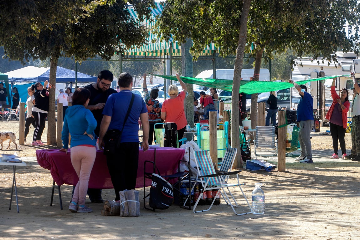 Los peroles en El Arenal por el Día de San Rafael, en imágenes