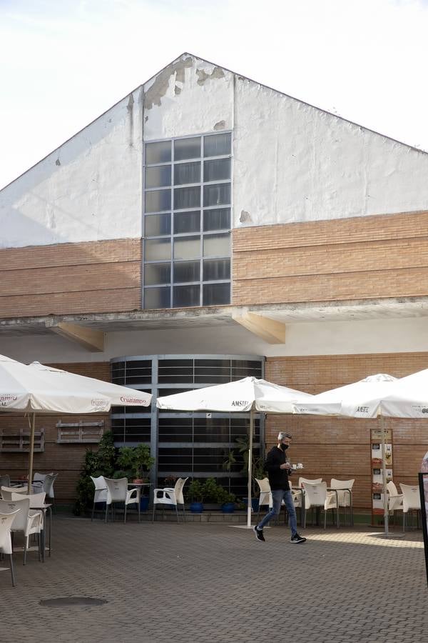 Así está el mercado del Alcázar de Córdoba, un inmueble con 70 años a sus espaldas