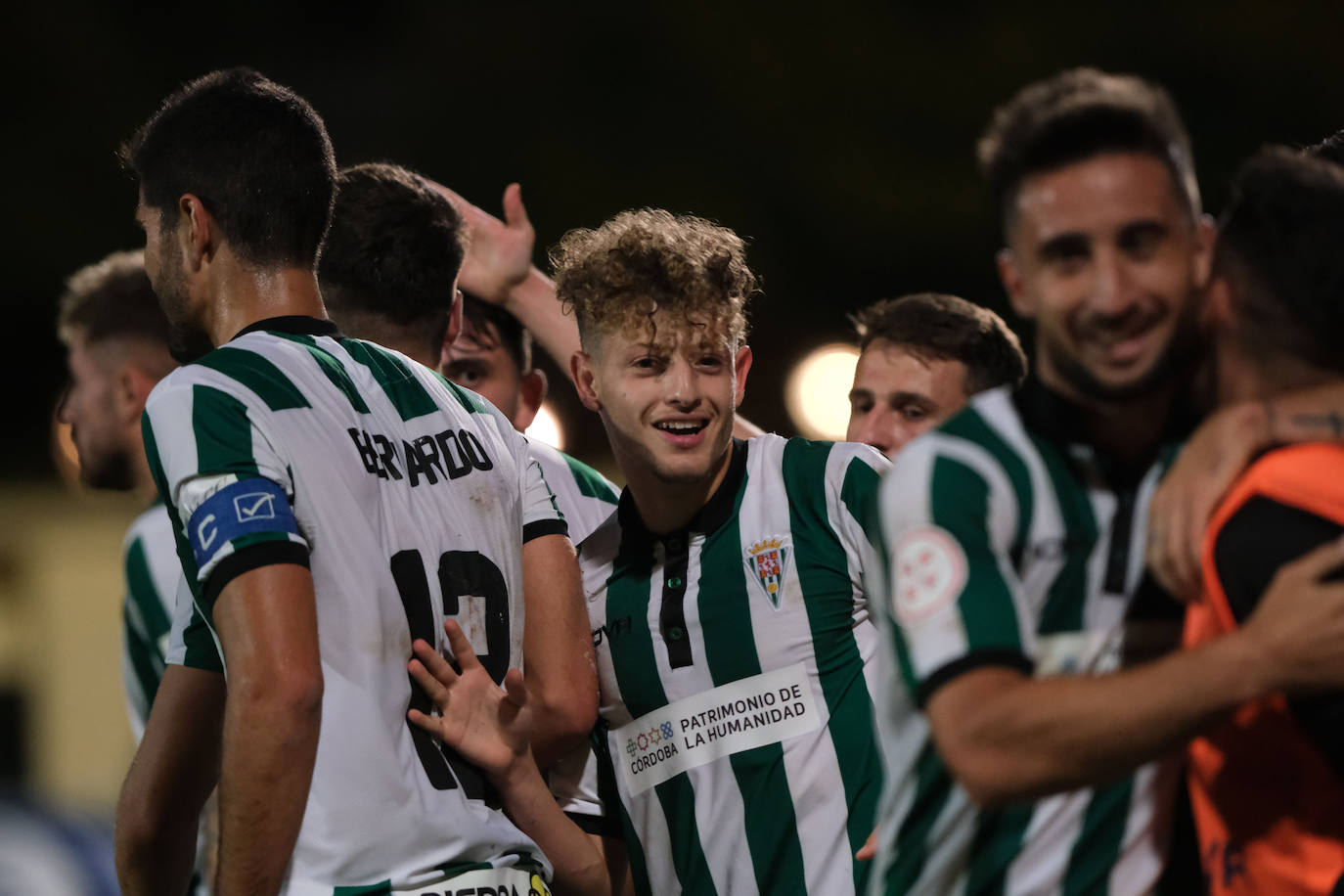 Así ha celebrado el Córdoba CF la clasificación para la Copa del Rey ante el Xerez CD, en imágenes