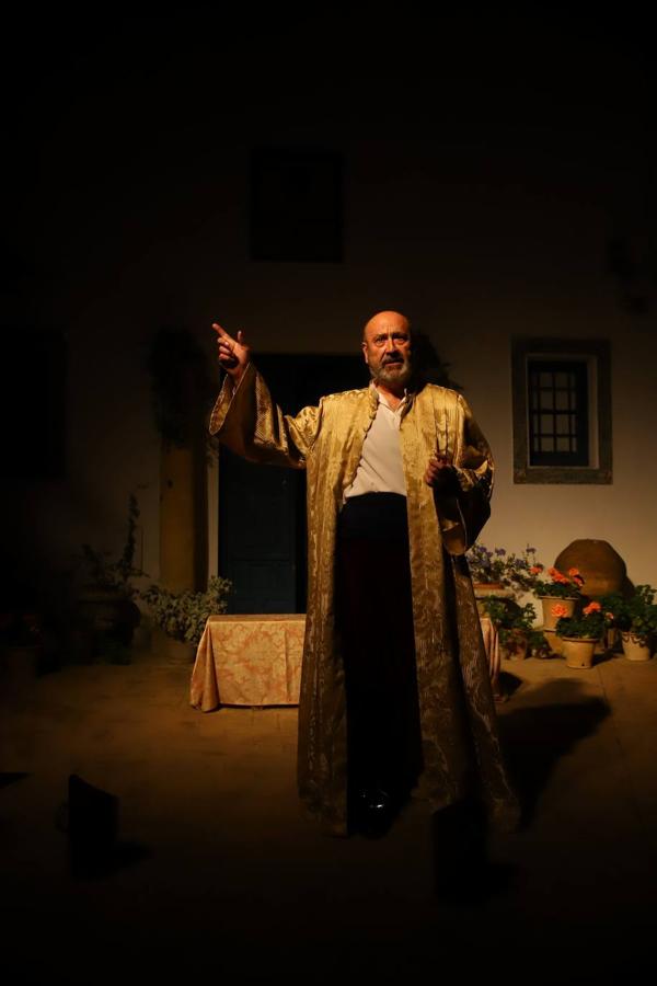 La obra teatral sobre Don Juan en el Palacio de Viana, en imágenes