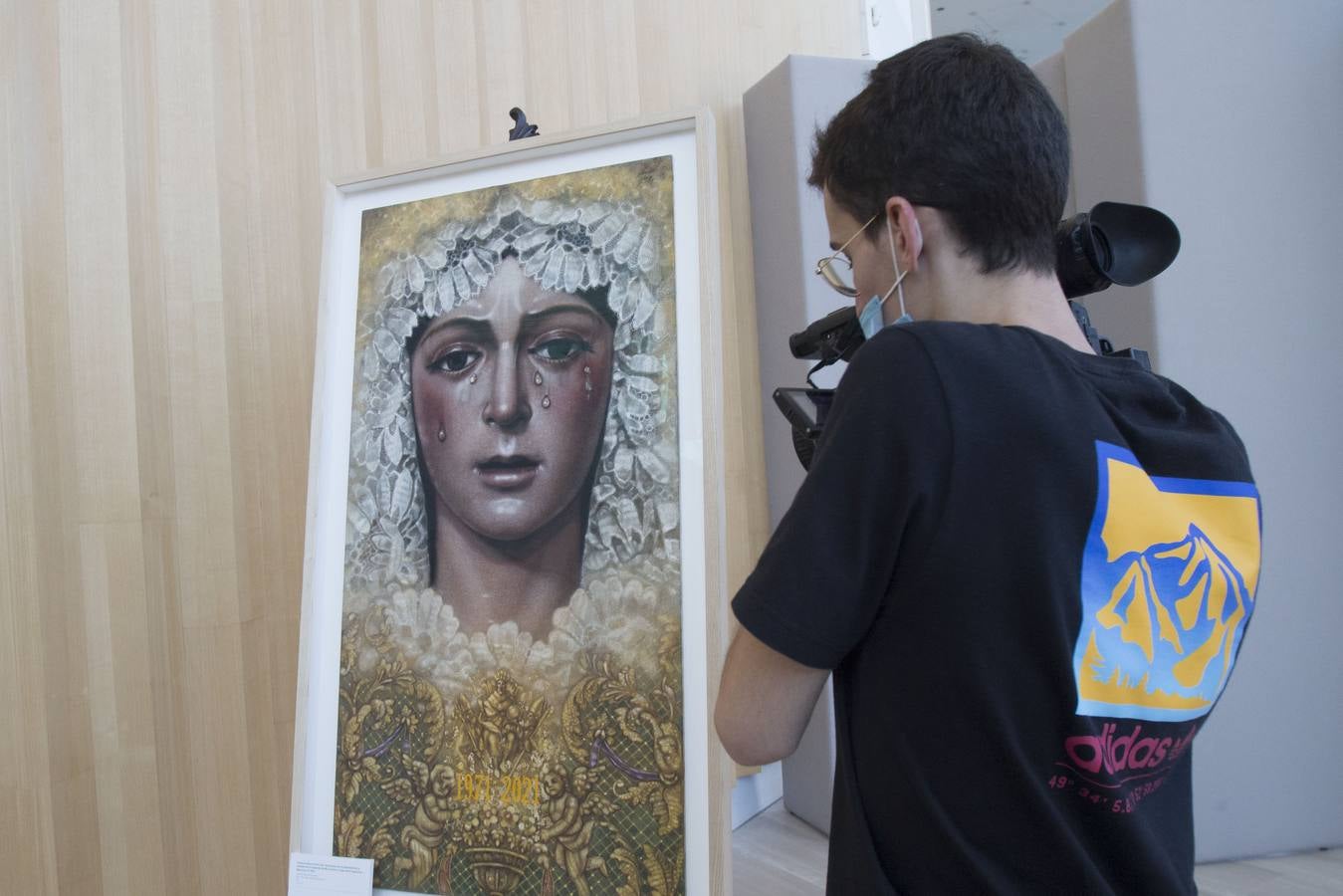 La exposición &#039;Patrimonio Macareno. Los oficios del arte sacro&#039;, en imágenes