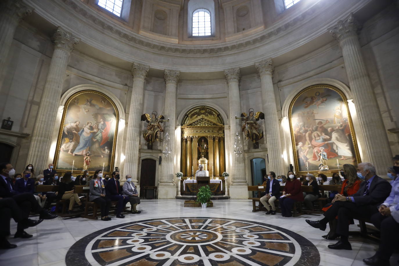 La apertura al público de la iglesia de Santa Victoria en Córdoba, en imágenes