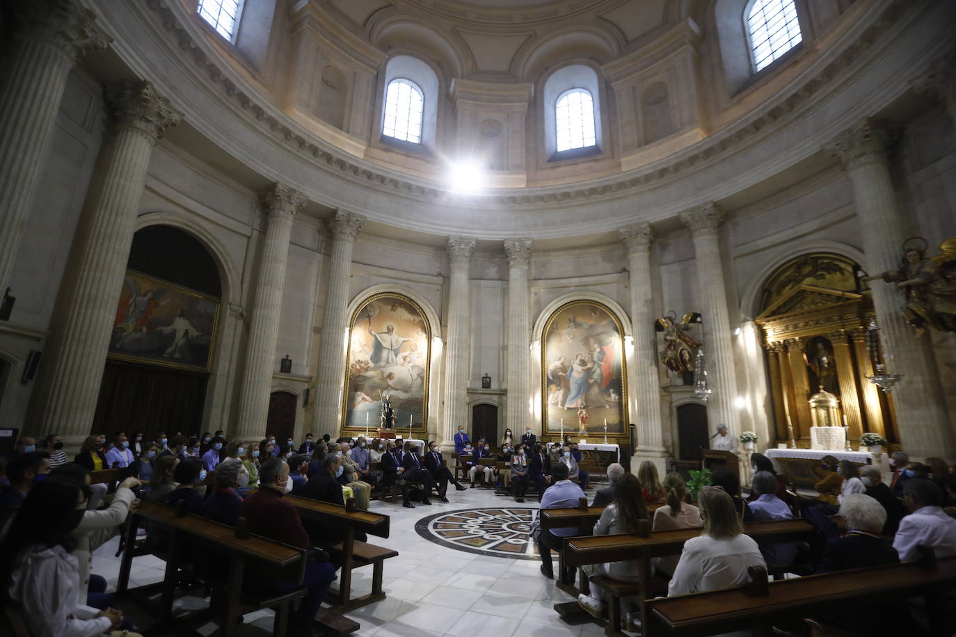 La apertura al público de la iglesia de Santa Victoria en Córdoba, en imágenes