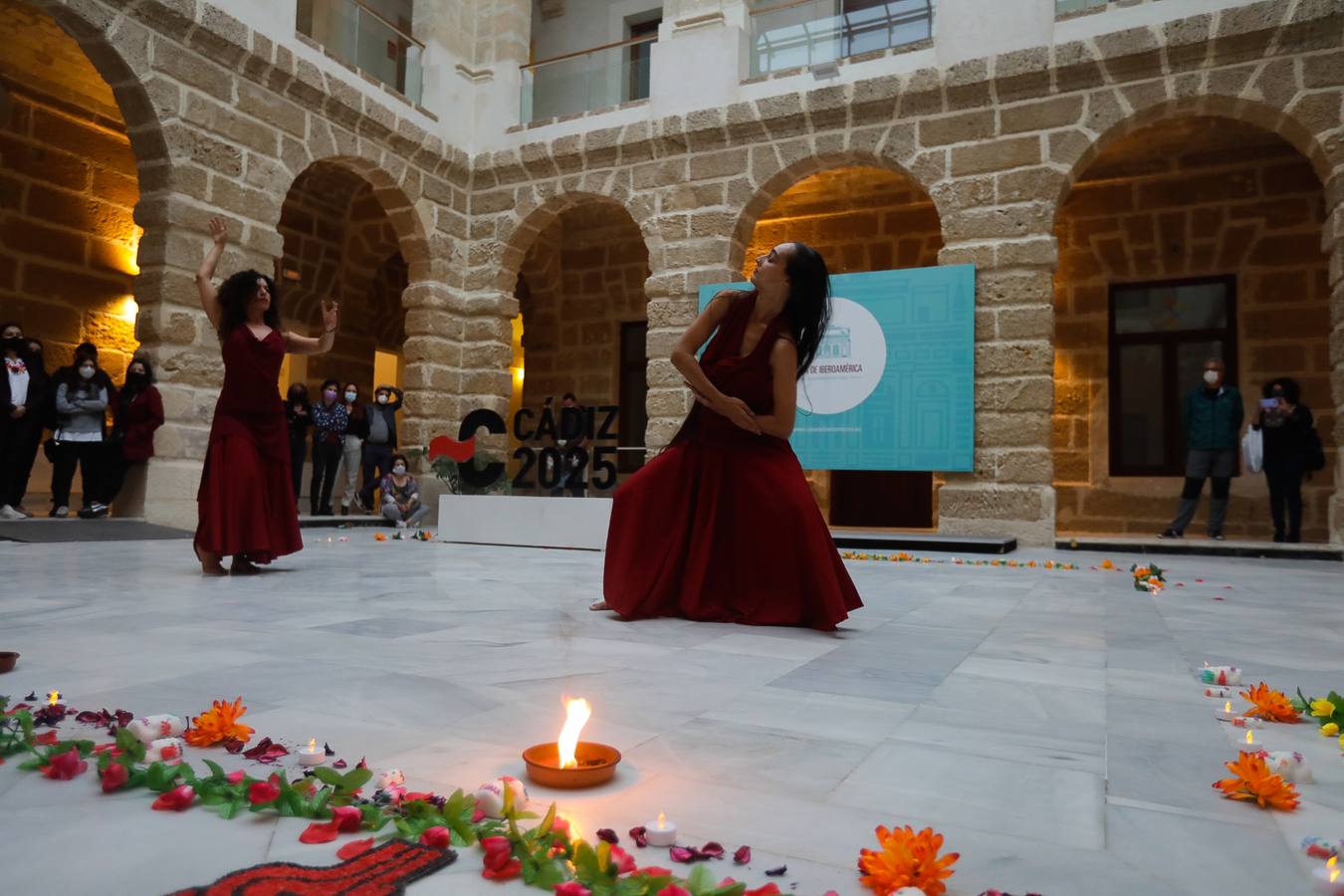 FOTOS: Cádiz celebra el Día de los Difuntos en la Casa de Iberoamérica