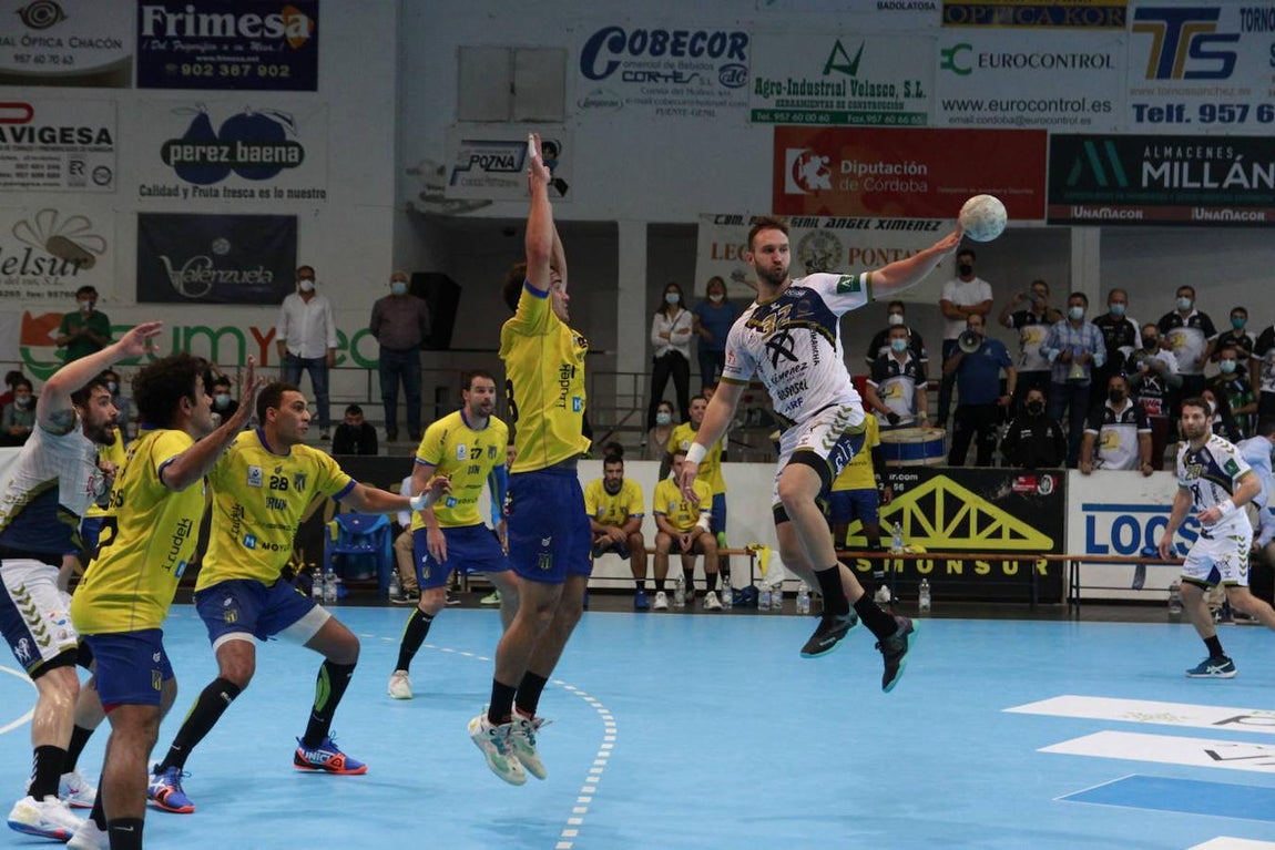 El Ángel Ximénez Puente Genil - Bidasoa de balonmano, en imágenes