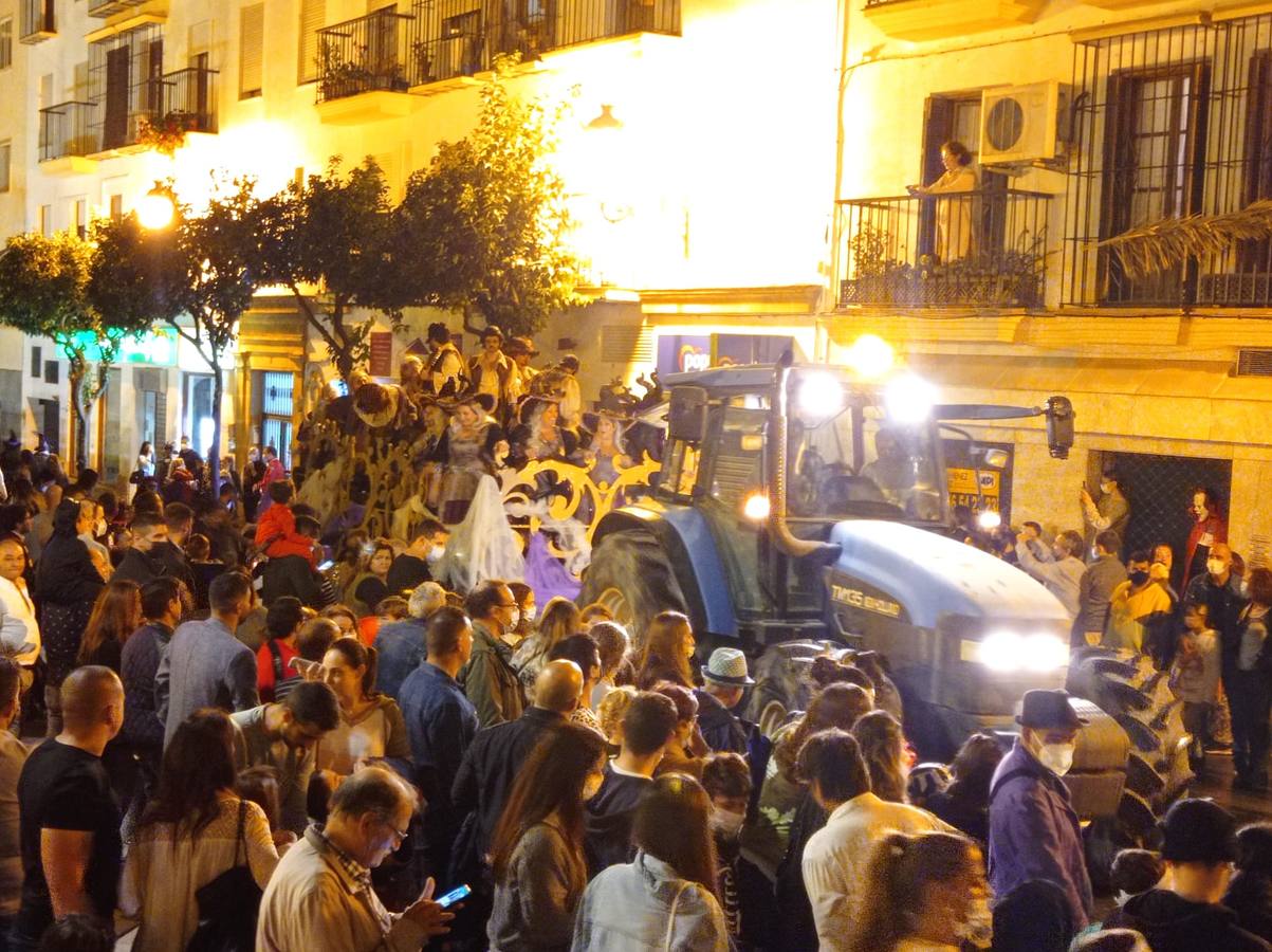 FOTOS: El Puerto llena sus calles para vivir el terror de Halloween