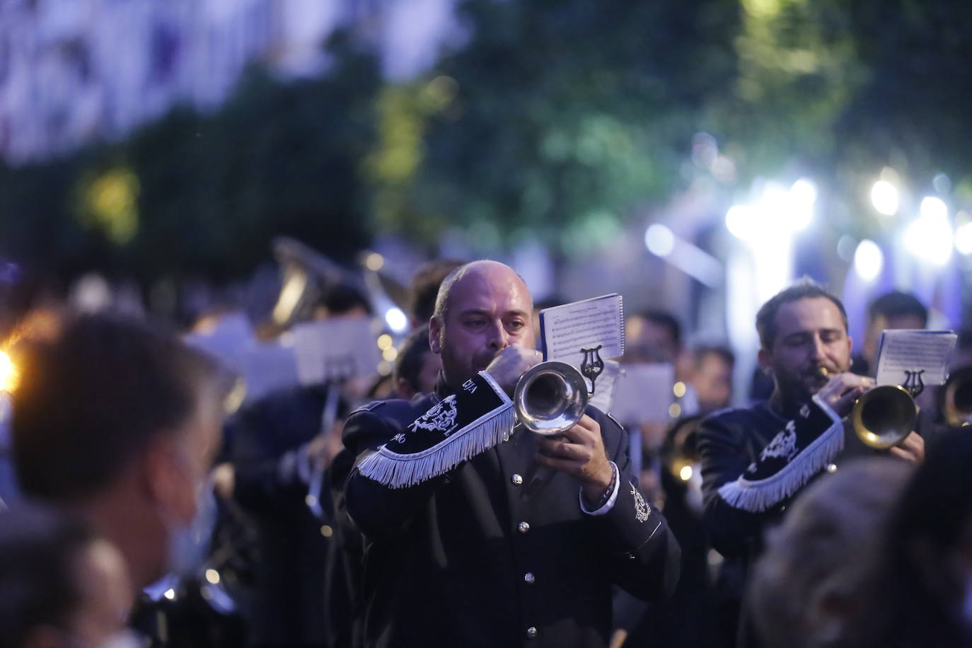 La procesión de la Virgen del Amparo en Córdoba, en imágenes