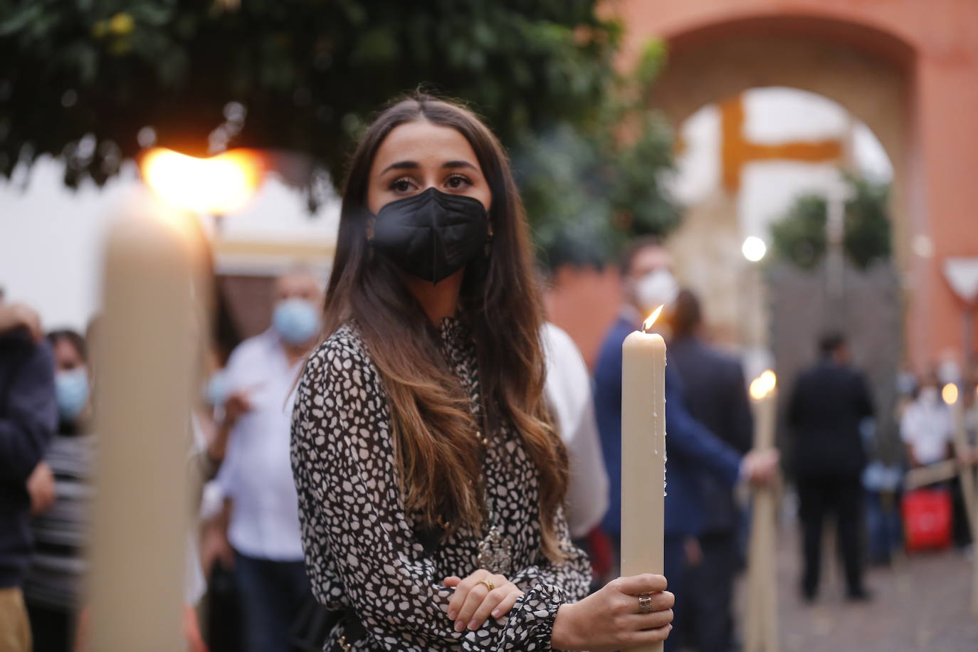 La procesión de la Virgen del Amparo en Córdoba, en imágenes