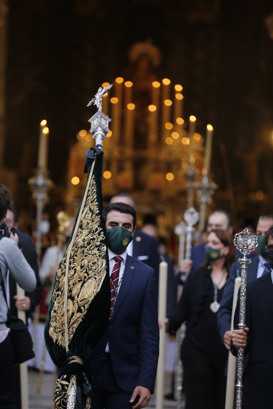 La procesión de la Virgen del Amparo en Córdoba, en imágenes