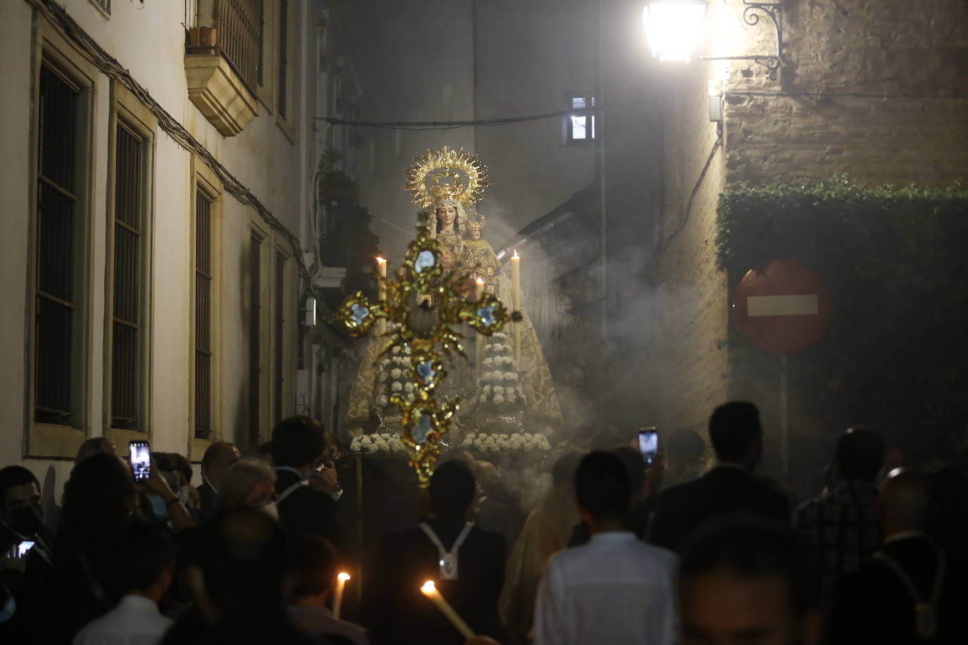 El rosario del Carmen de San Cayetano, de Córdoba, en imágenes