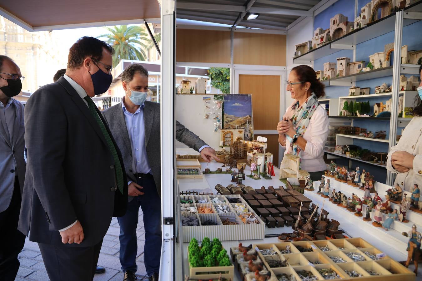 Arranca la Feria del Belén junto al Archivo de Indias