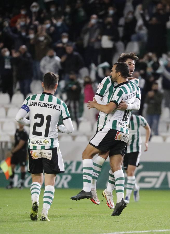 Las mejores imágenes de la victoria del Córdoba CF ante la UD Montijo (3-1)