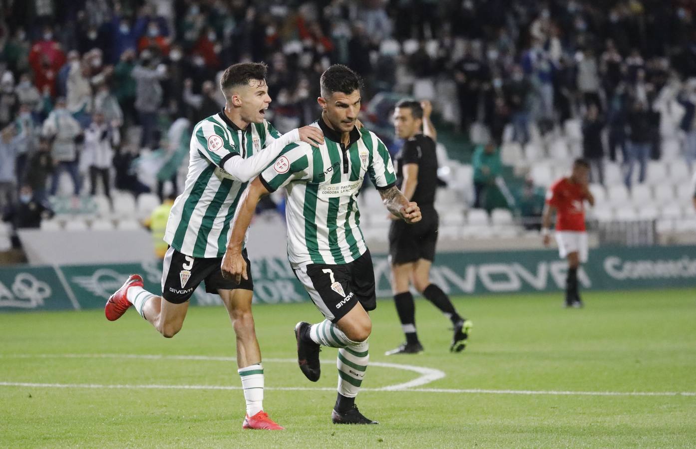 Las mejores imágenes de la victoria del Córdoba CF ante la UD Montijo (3-1)