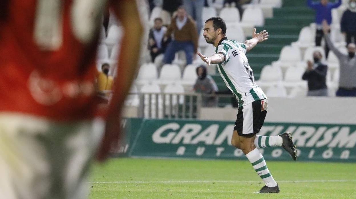 Las mejores imágenes de la victoria del Córdoba CF ante la UD Montijo (3-1)