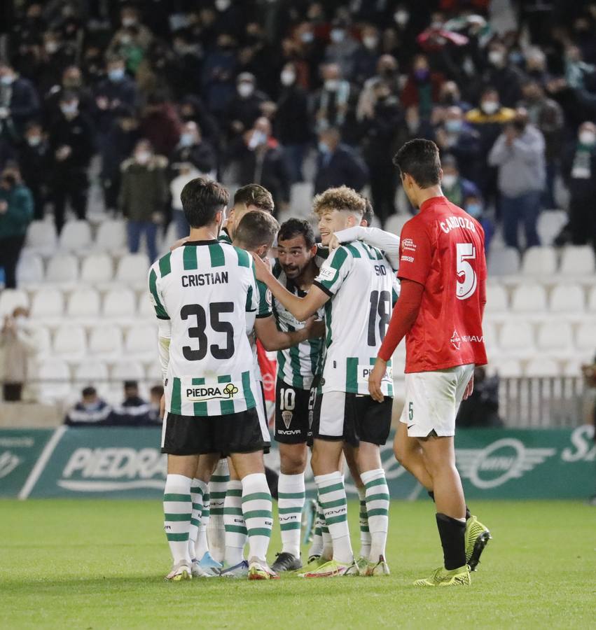 Las mejores imágenes de la victoria del Córdoba CF ante la UD Montijo (3-1)