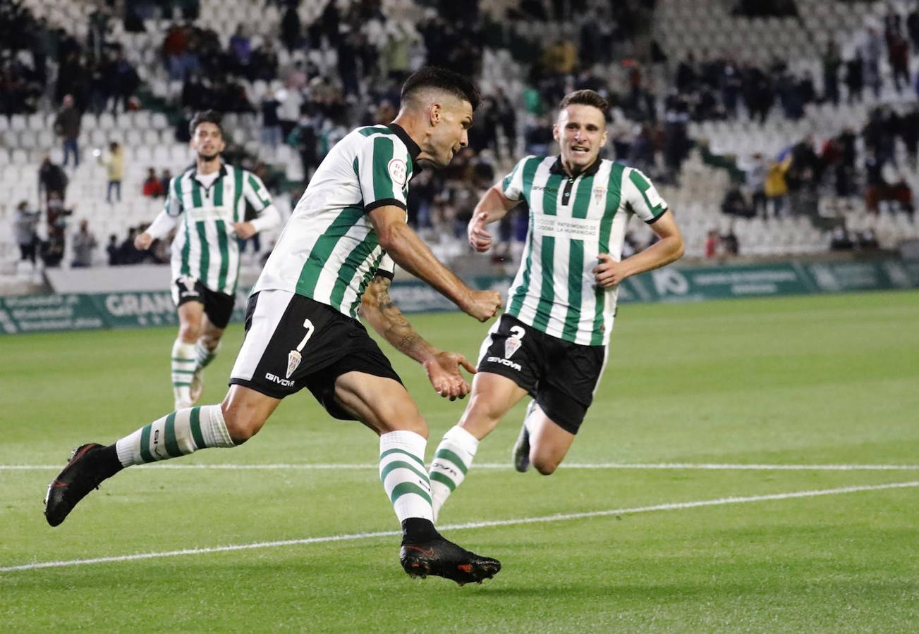 Las mejores imágenes de la victoria del Córdoba CF ante la UD Montijo (3-1)