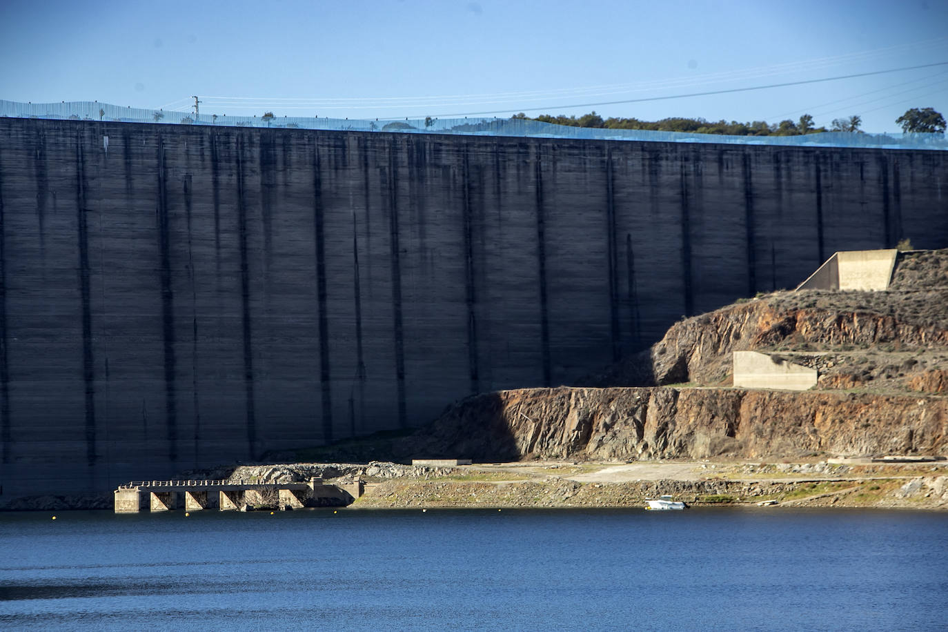 La sequía en el pantano de La Breña de Córdoba, en imágenes