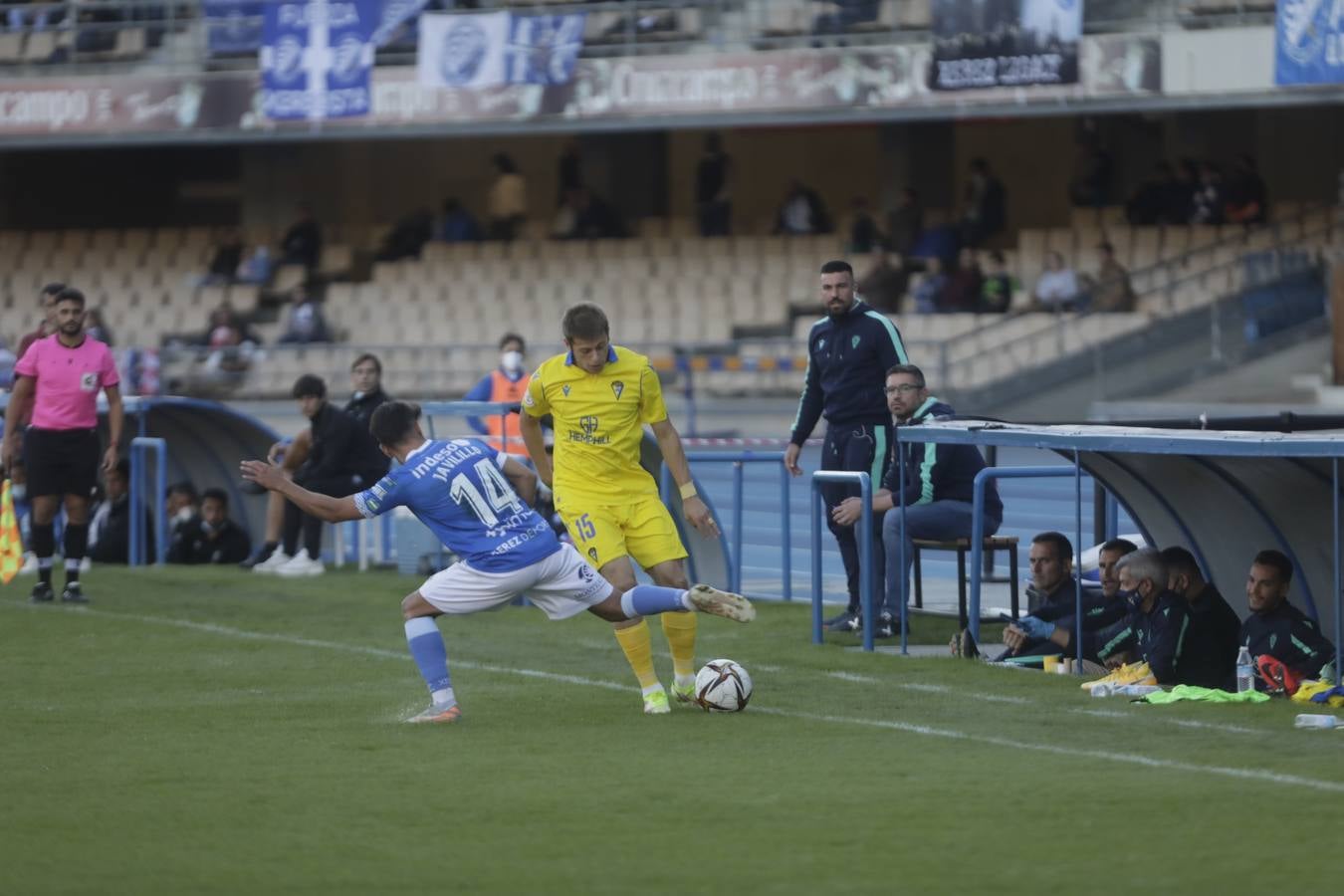 FOTOS: La victoria del Cádiz B en Chapín, en imágenes