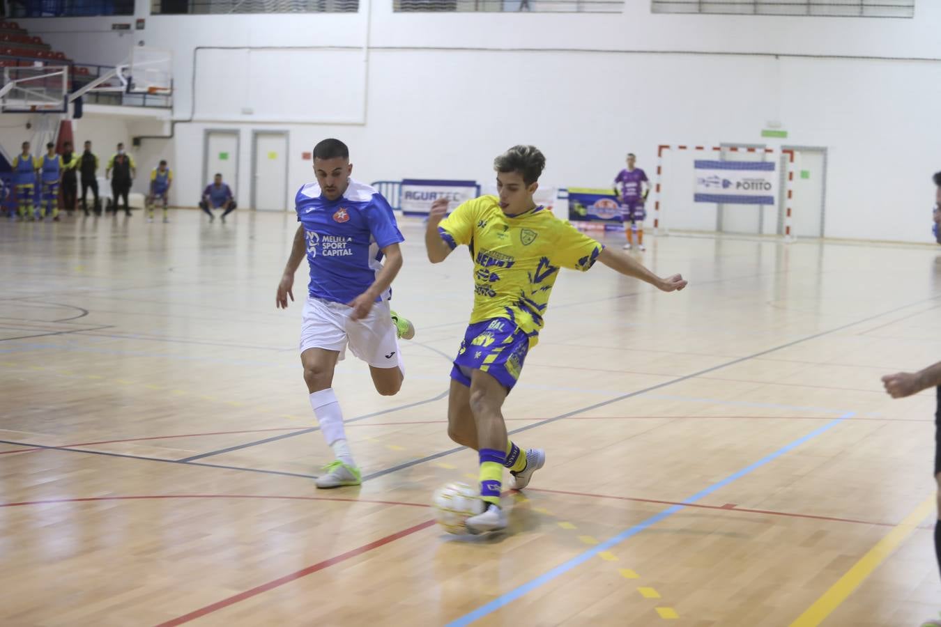 FOTOS: Llega la primera victoria como local del Cádiz CF Virgili