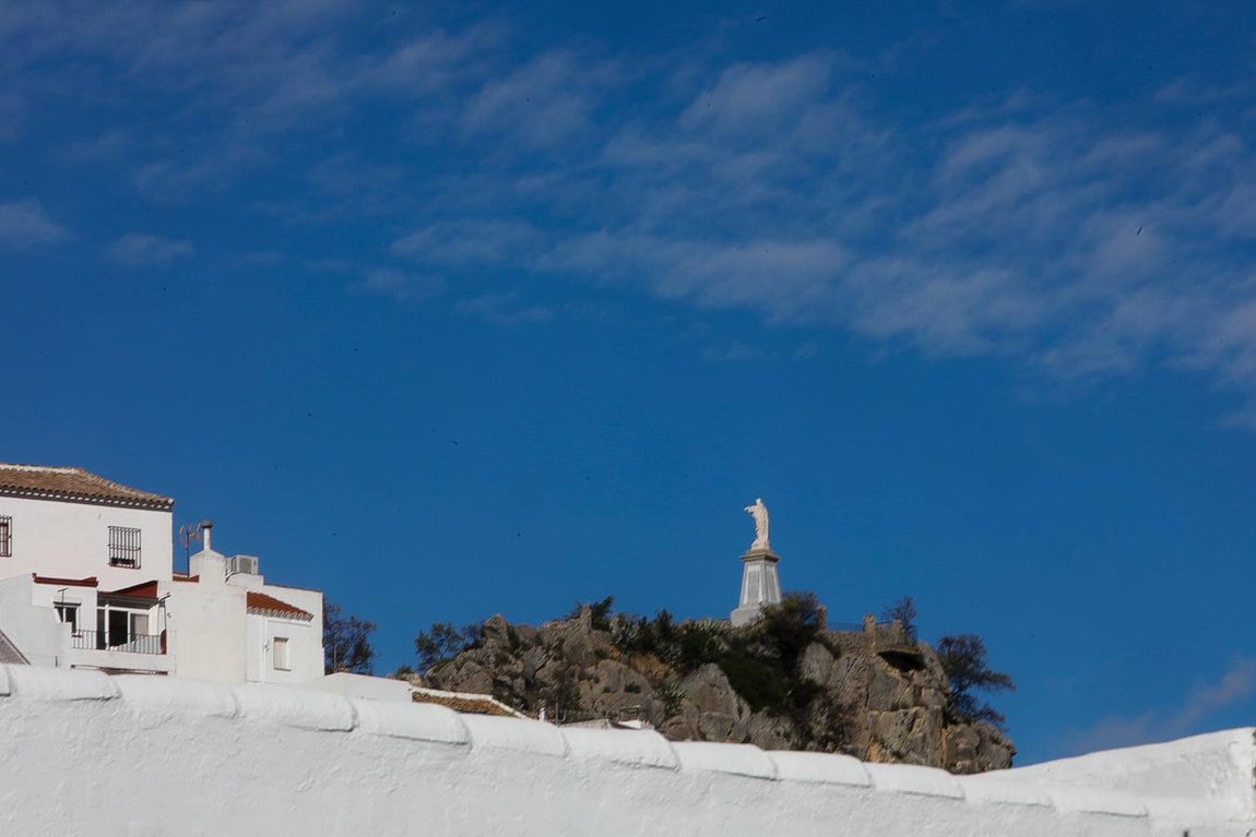 FOTOS: Siete claves para visitar Olvera, un encantador pueblo blanco de la Sierra de Cádiz
