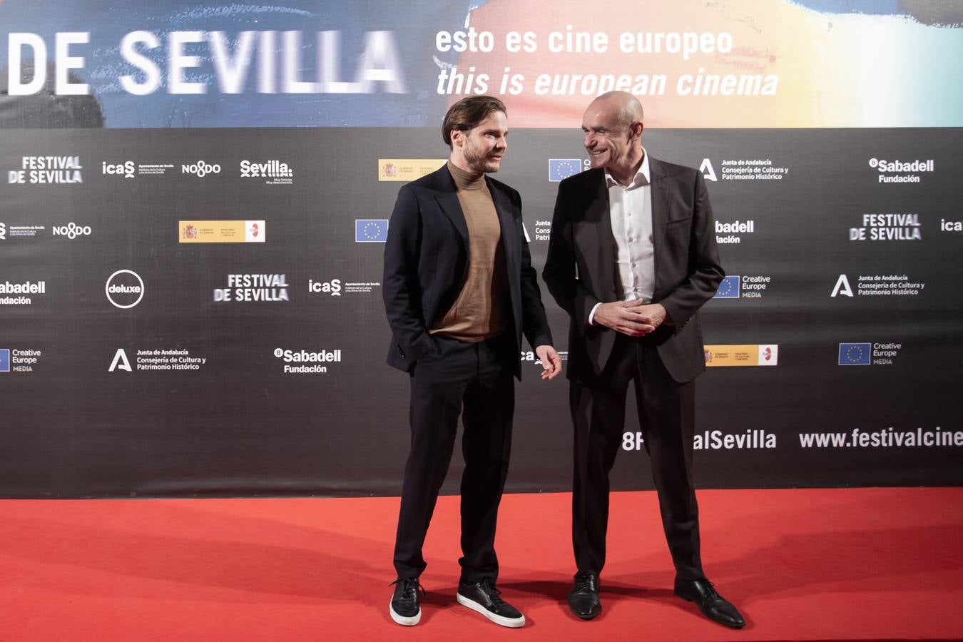 Daniel Brühl recibe el Premio Ciudad de Sevilla, en imágenes