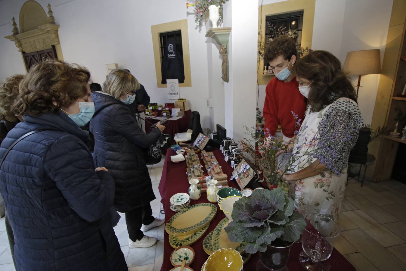 Arranca el VI Mercado de Navidad de Nuevo Futuro Sevilla en la Fundación Valentín de Madariaga