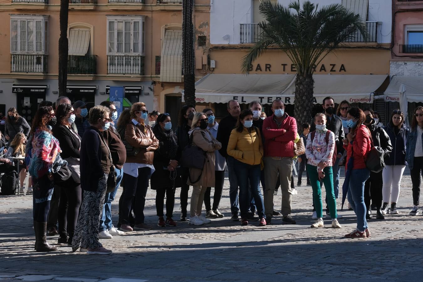 Los comercios de los cascos históricos recobran algo de pulso