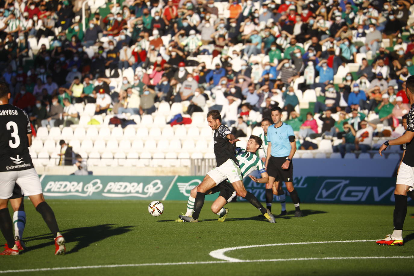 Las mejores imágenes del partido del Córdoba CF frente al Cacereño