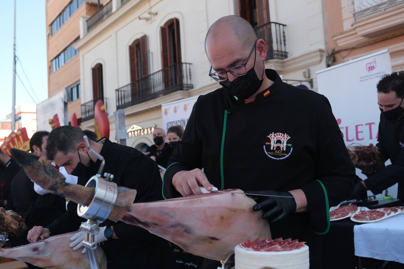 150 cortadores de jamón altruistas para que ningún niño se quede sin juguete en San Fernando