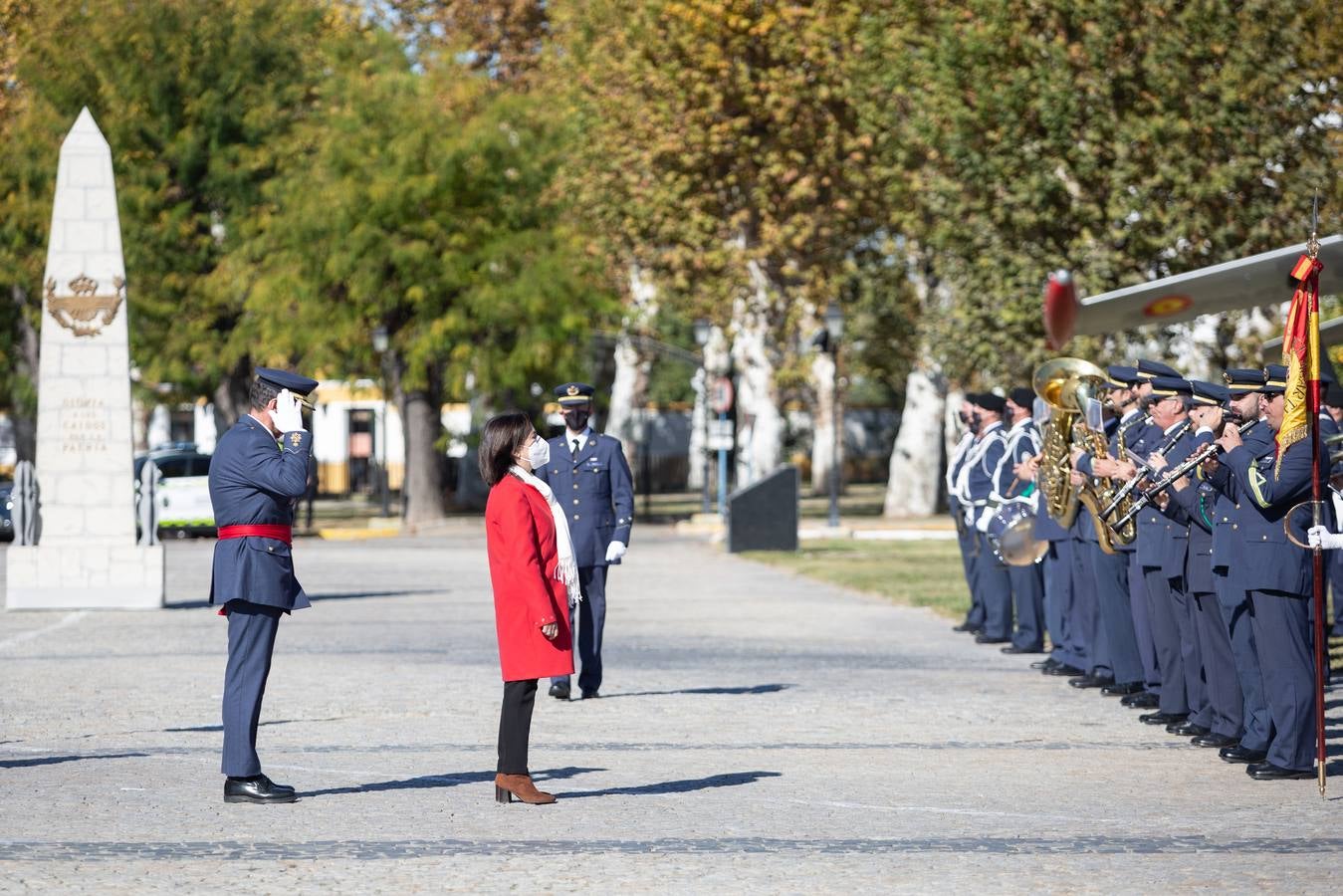 Margarita Robles destaca el papel «esencial» de Tablada en la historia del Ejército del Aire