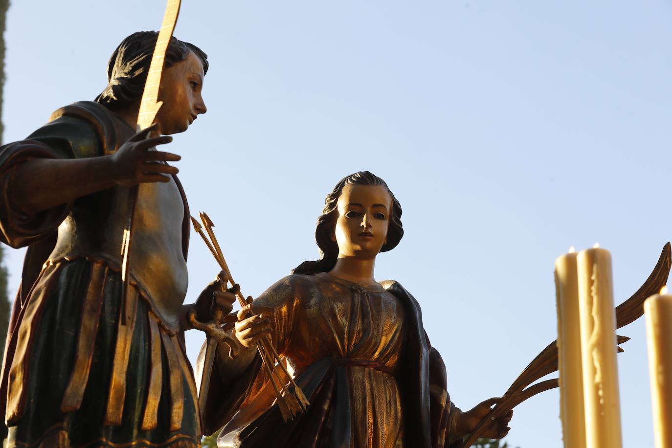 La procesión de San Acisclo y Santa Victoria, patronos de Córdoba, en imágenes