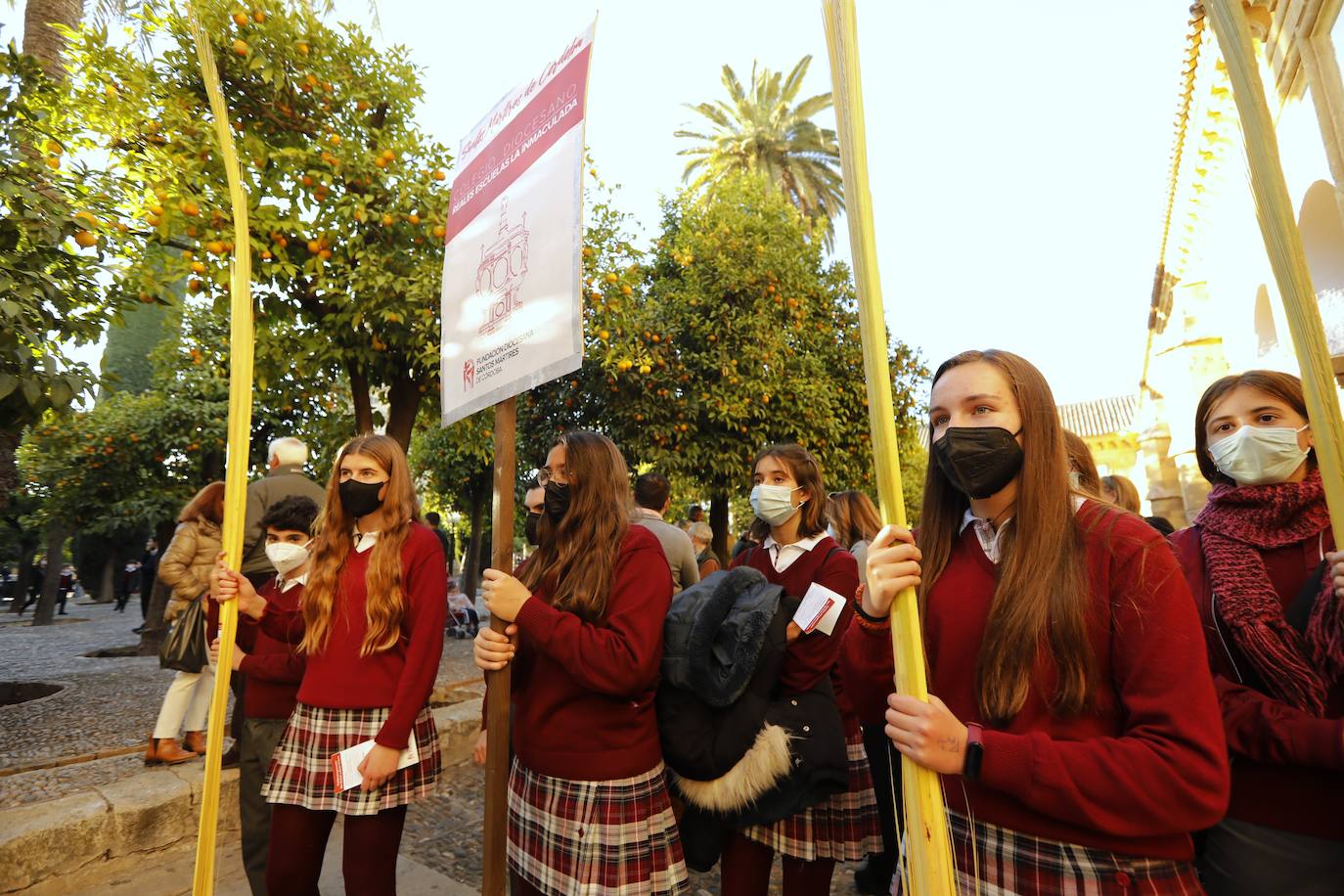 La procesión de San Acisclo y Santa Victoria, patronos de Córdoba, en imágenes