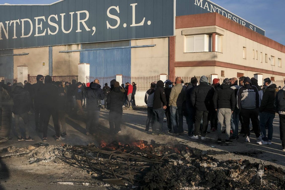 Segundo día de huelga del metal en Puerto Real