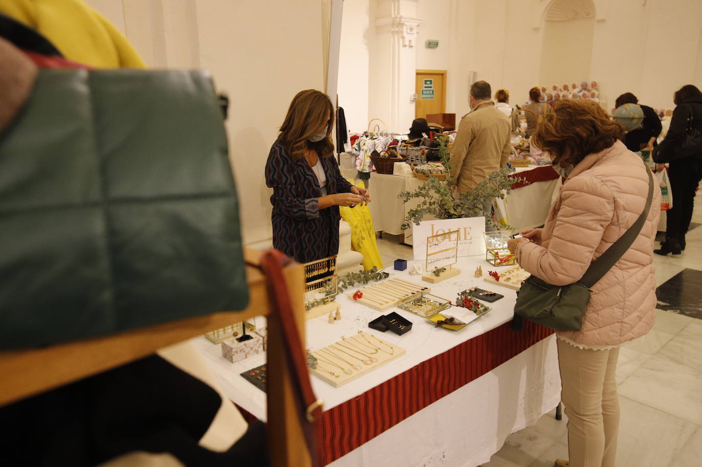 La apertura del Mercadillo Navideño de Adevida en Córdoba, en imágenes